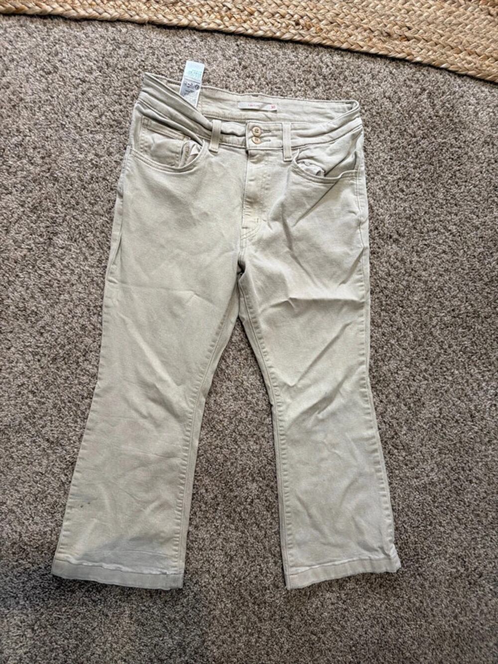 Levi cropped flair, beige denim jeans 30 3218